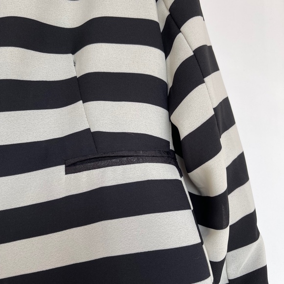 NWT Striped Lightweight Blazer (L) - Picture 4 of 7